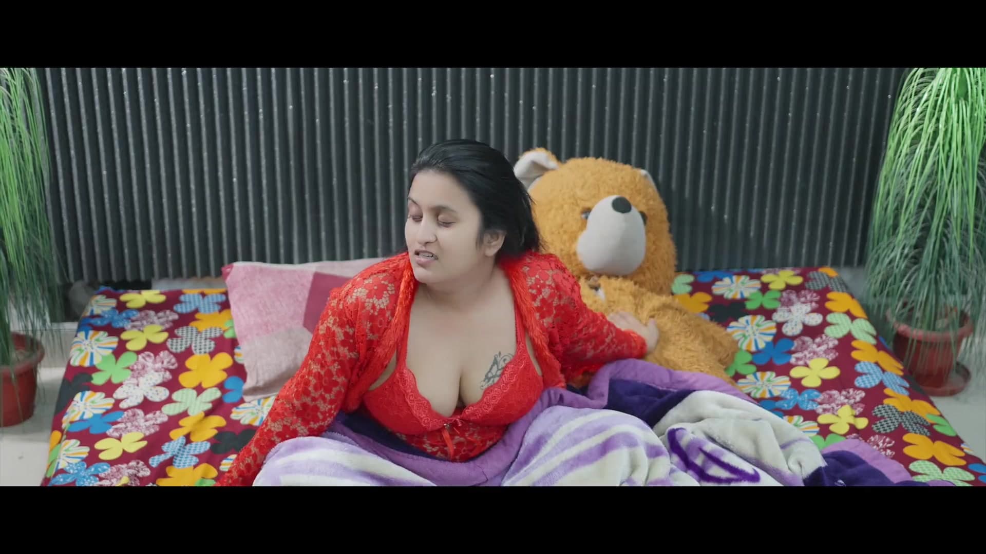 Desi Beauty Fucks Her Servant Hard While Family Is Away screenshot 6